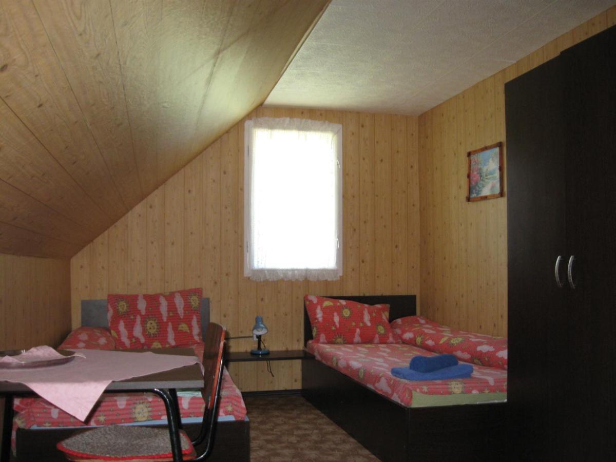 Podina Guest House Poiana Horea Ngoại thất bức ảnh